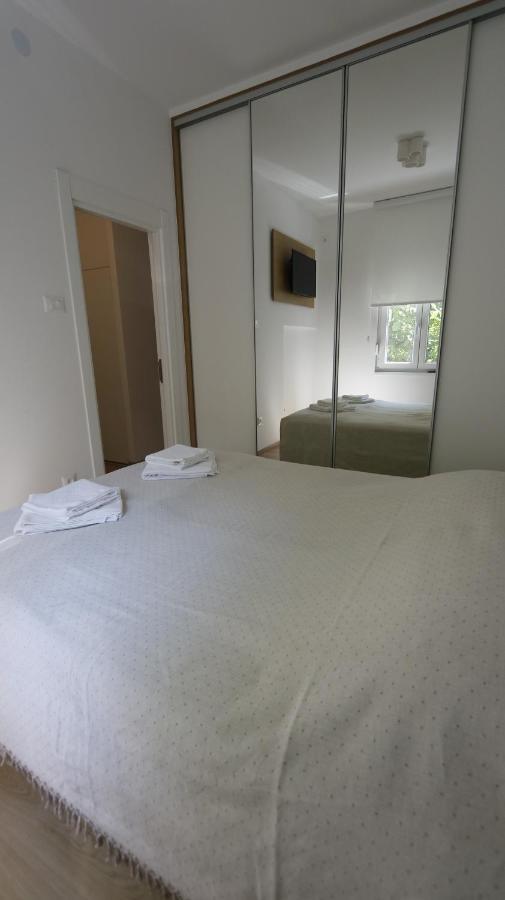 Apartment Ana, Vracar, เบลเกรด ภายนอก รูปภาพ